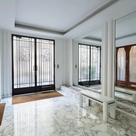 Guestready - Designer - Eiffel Tower View! باريس
